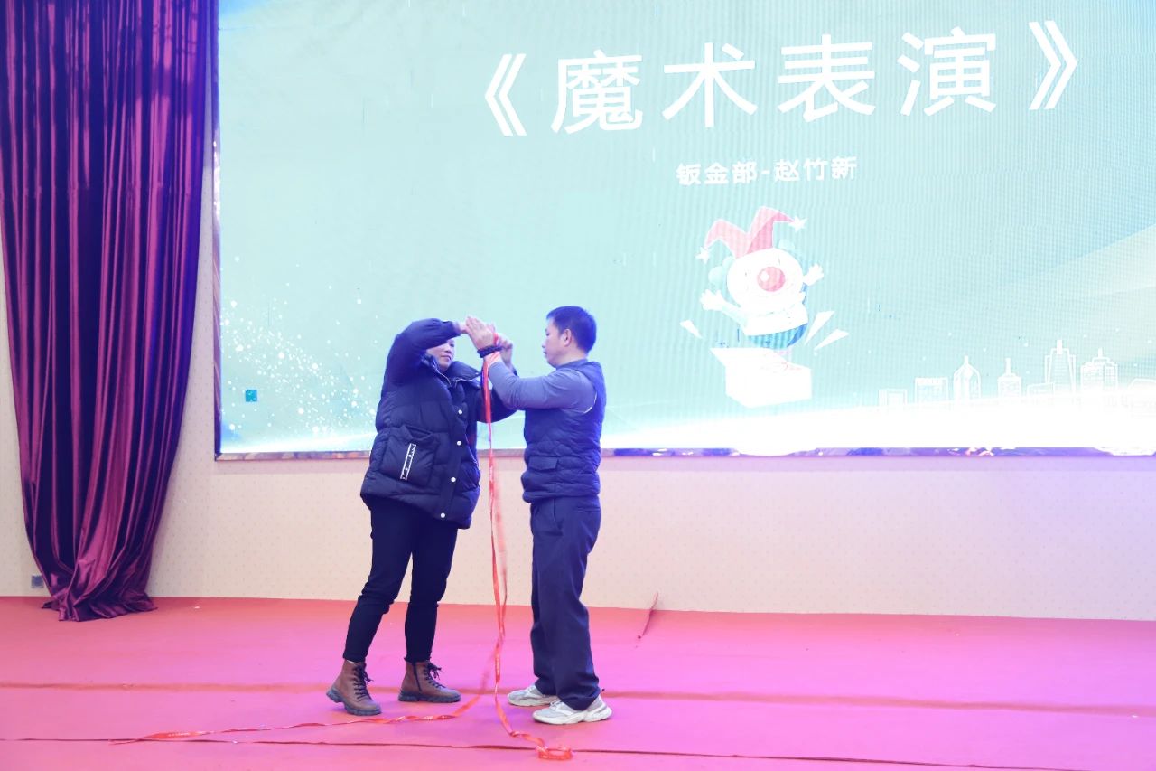 【年会回顾】守初心 创未来——钜拓智能2024年会晚宴 - 聚焦CNC - 16
