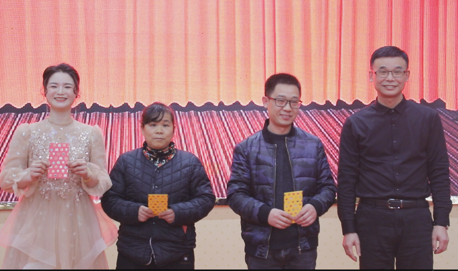 【年会回顾】守初心 创未来——钜拓智能2024年会晚宴 - 聚焦CNC - 14