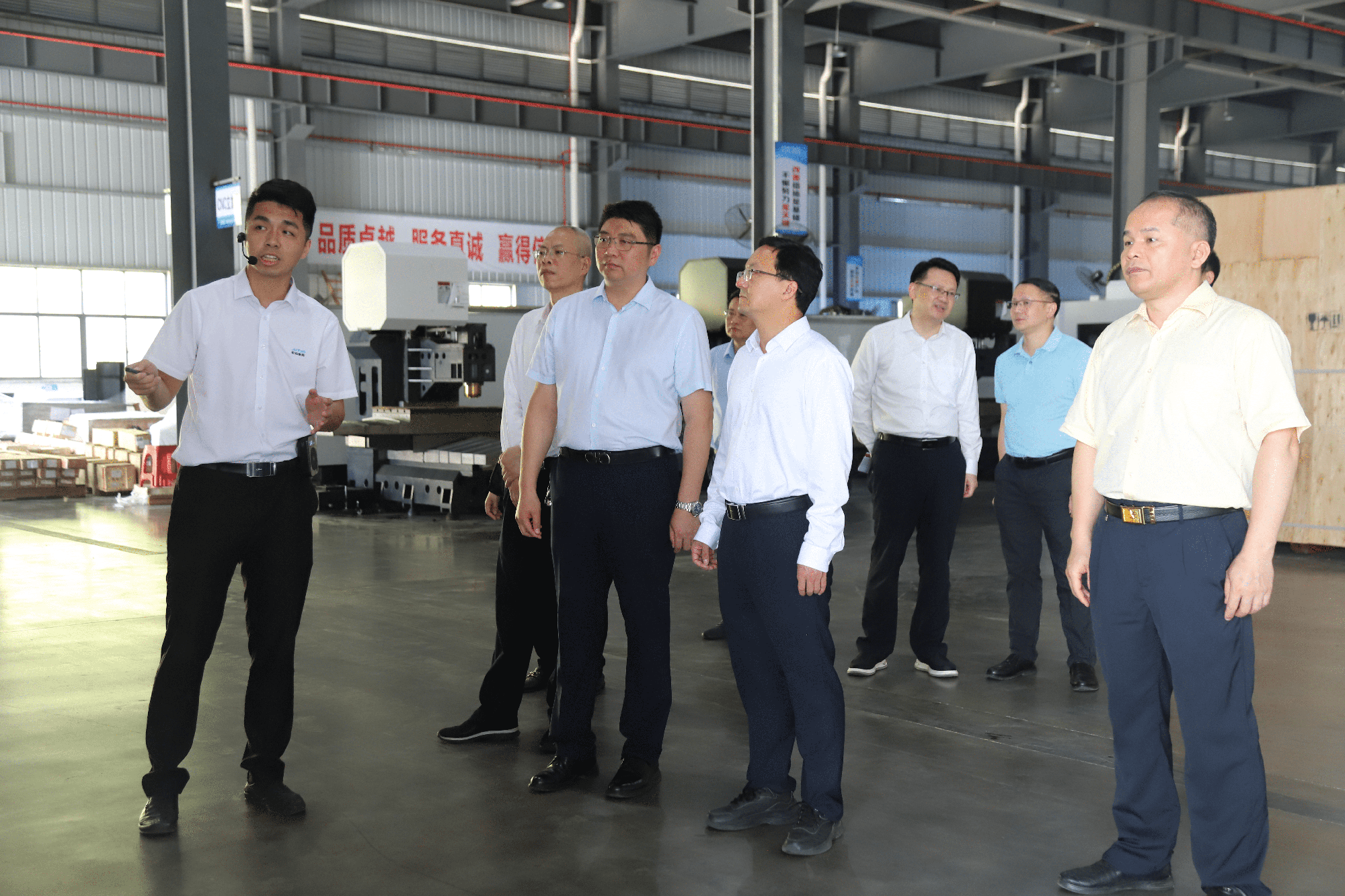 韶关市副市长肖智勇一行莅临钜拓智能调研指导工作 - 聚焦CNC - 1