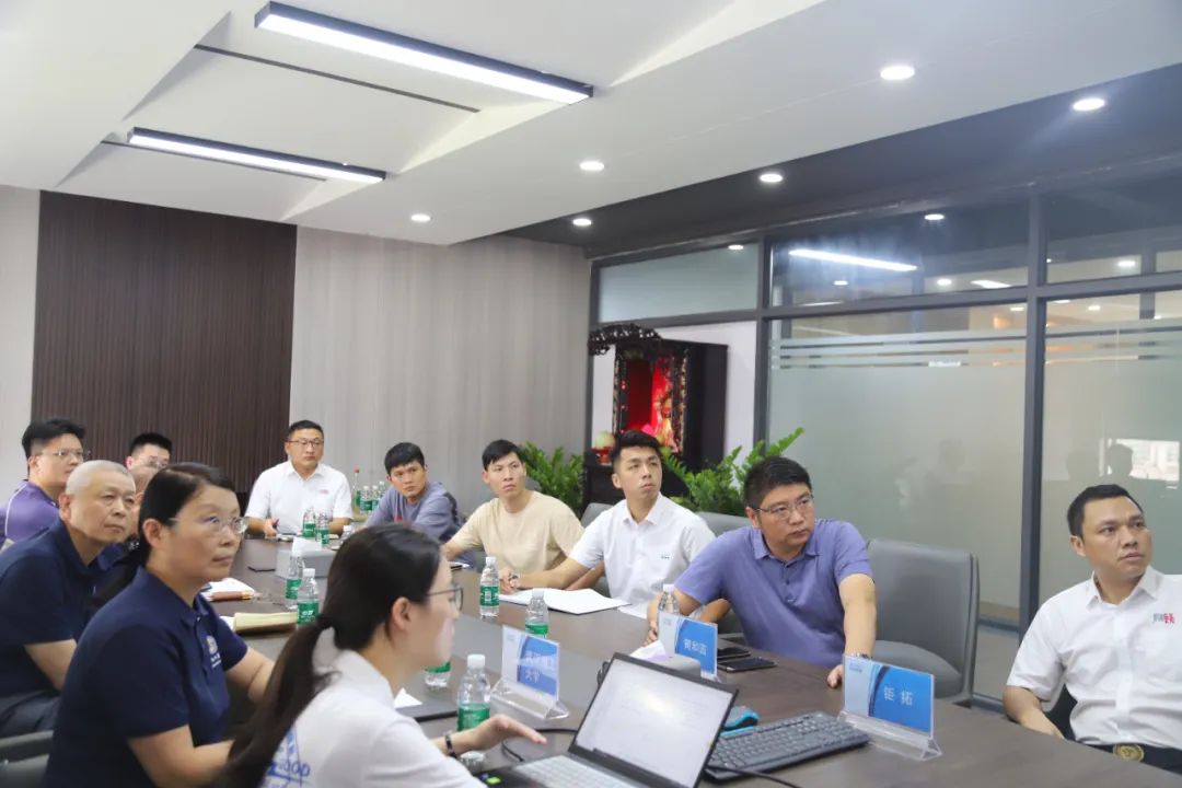【产学研】武汉理工大学机电工程学院教授章桥新、赵秀栩一行莅临钜拓智能开展“产学研”第一阶段成果落地转化研讨会